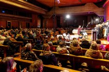 16.12.2025 Adventkonzert der Chor- und Volkstanzgruppe Krems/Lerchenfeld